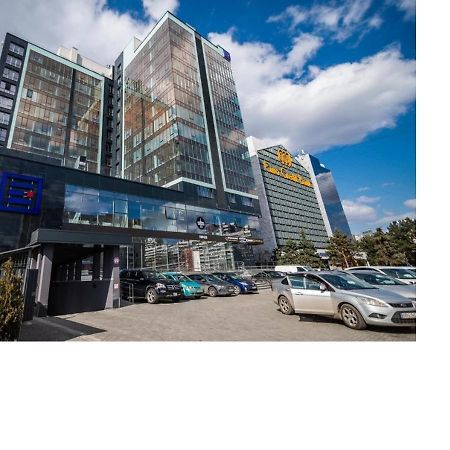 Glass New Apartments Ultracentral Chisinau Bagian luar foto