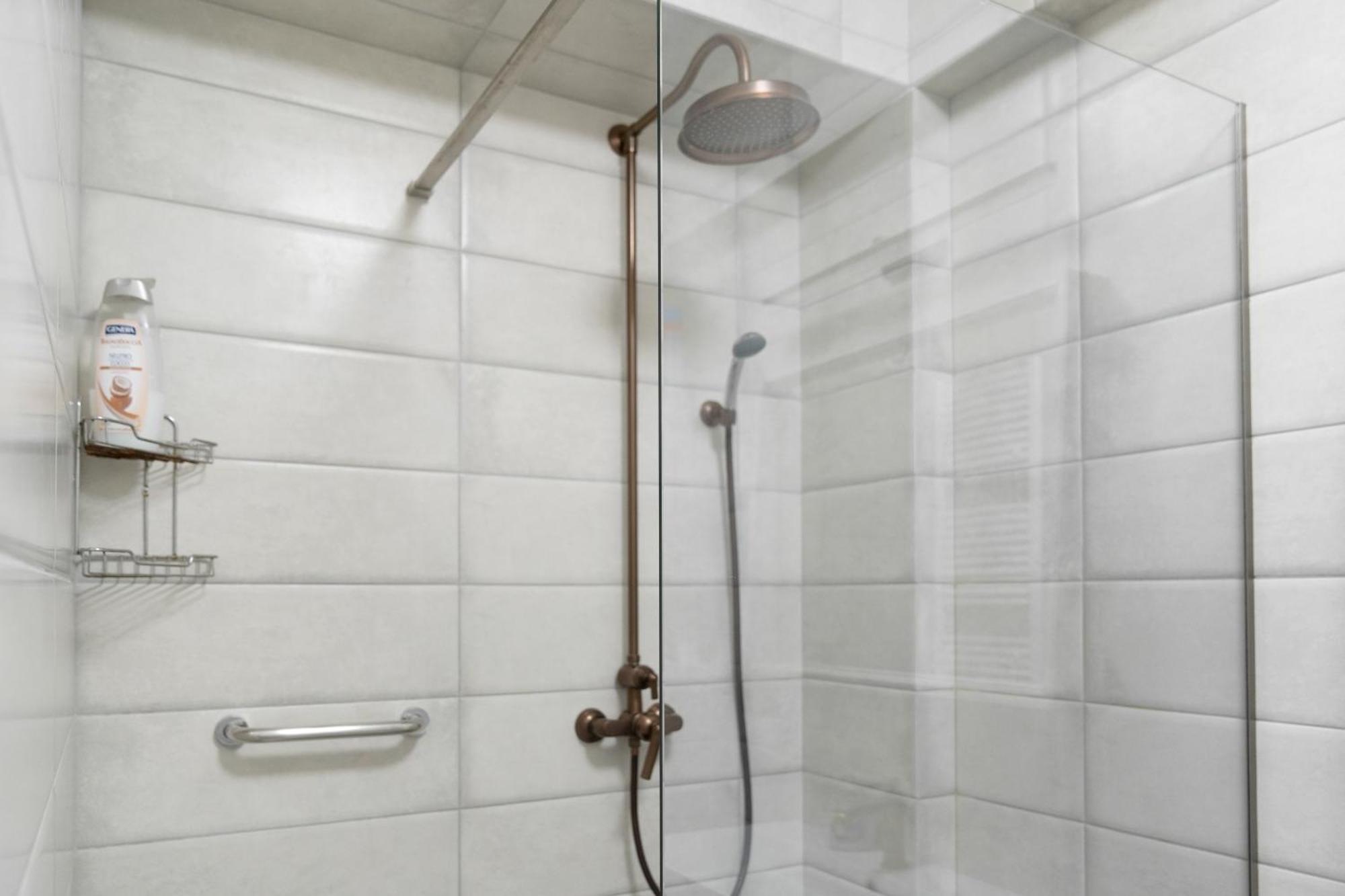 Glass New Apartments Ultracentral Chisinau Bagian luar foto