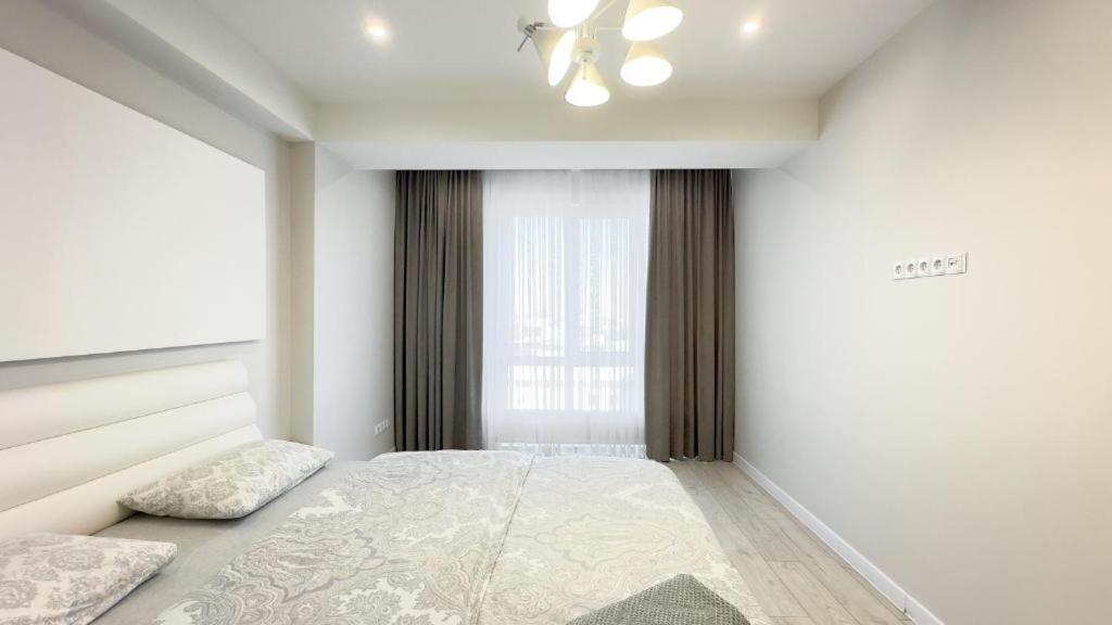Glass New Apartments Ultracentral Chisinau Bagian luar foto